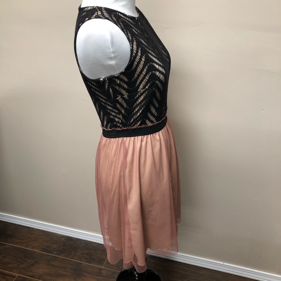 Xtraordinary Lace Overlay Bodice Skater Dress 3 - Picture 5 of 8